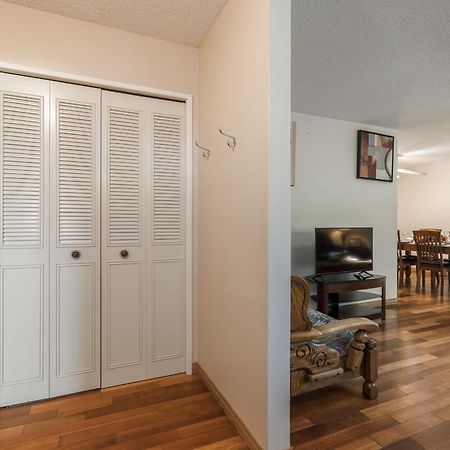 H-Home By Deerfoot City YYC Eksteriør bilde